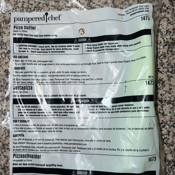 THE PAMPERED CHEF PIZZA CUTTER - Picture 3 of 3